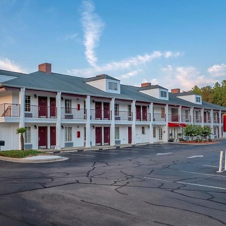 Red Roof Inn & Suites Wilson Exterior foto